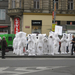 A gégemetszett jegesmedvék azonnali hóesésért tüntettek Prágában