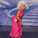 maddy-jackson-on-stage-in-her-dolly-parton-costume-pic-dm-728538